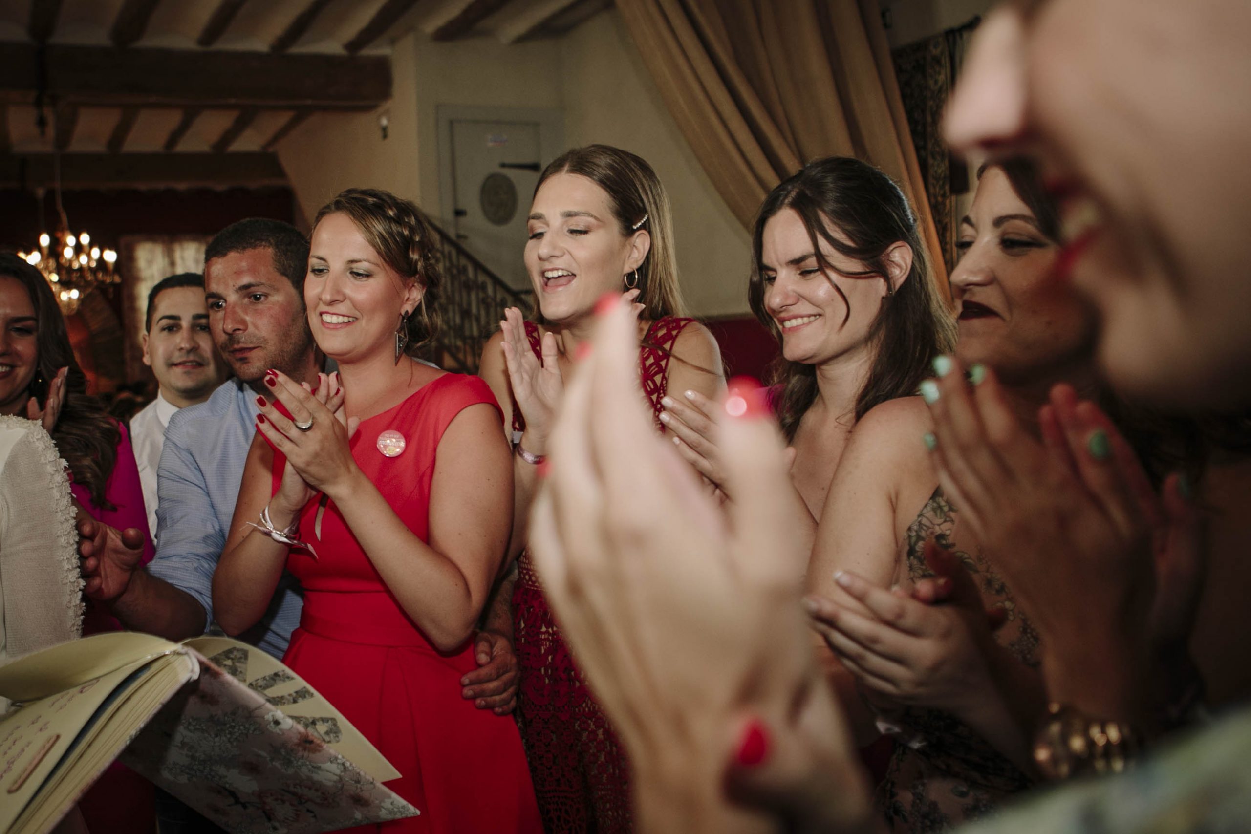 amigas de la novia bailando 2