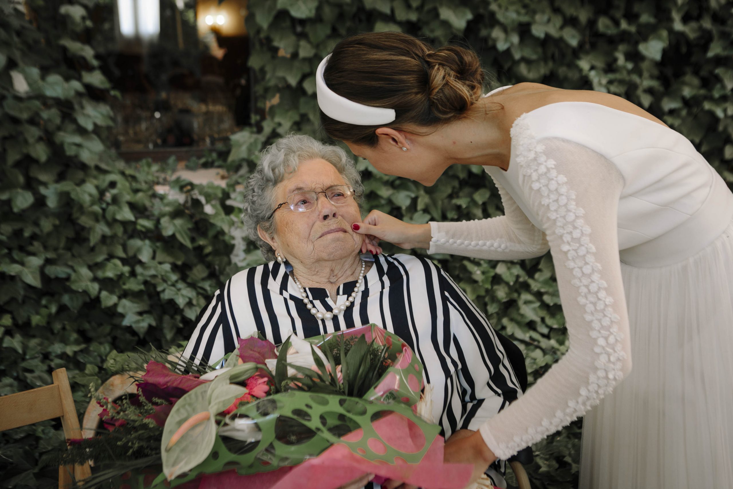 abuela y novia