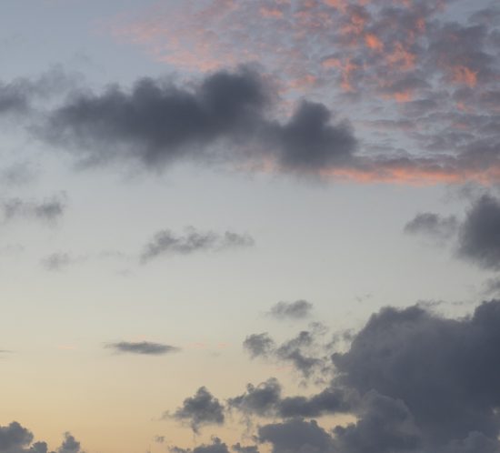 nube cielo rosa