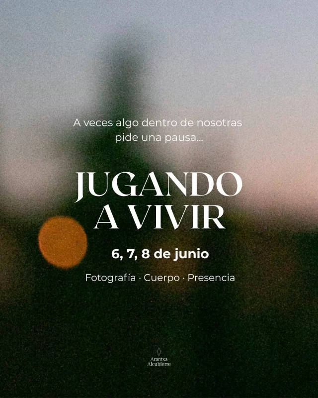 Una pausa. 

A veces sentimos que algo dentro de nosotras pide una pausa. Un momento de silencio, de escucha, y de presencia.

Este retiro nace de ese deseo: De parar y dejar de correr.
De volver a jugar y disfrutar.
De compartir y soltar la exigencia. 
De mirar hacia dentro y preguntarte: ¿Dónde estoy ahora? ¿Cómo me siento? ¿Hacia donde querría ir?

Durante un fin de semana en @retirogaia Una casa en un entorno muy especial, donde podrás reconectar contigo a través del cuerpo, la fotografía, el juego y la presencia compartida. 
Sin exigencias. Sin tener que hacer nada perfecto.☺️

Si esto te hace cosquillitas en la tripa, quizás este finde sea para ti.

☀️Puedes ver más info en el link de la bio.

Escríbeme un mensaje privado si quieres que te cuente más detalles. Las plazas son poquitas para mantener la intimidad del grupo ¡y ya se van llenando!
 
✨ 

“Jugando a Vivir”
6 a 8 de junio
En Casa Gaia
290€ hasta el 11 de mayo